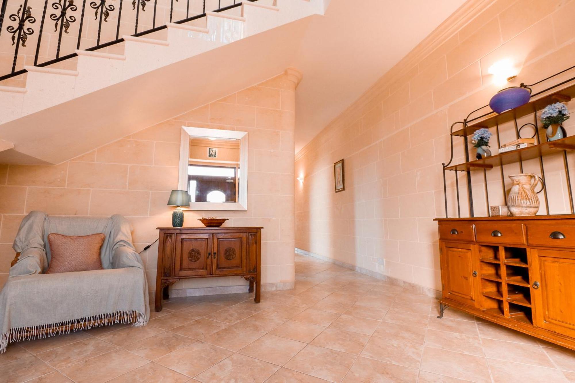 Villa Fieldend - Gozo Holiday Home Għarb 外观 照片